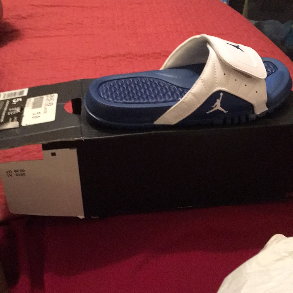 Jordan hydro XII retro Bg